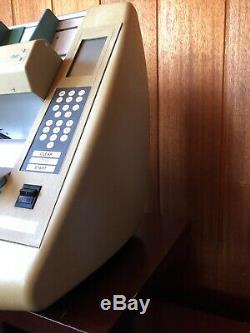 DeLaRue 2800 Currency Counter With Counterfeit Bill Detector
